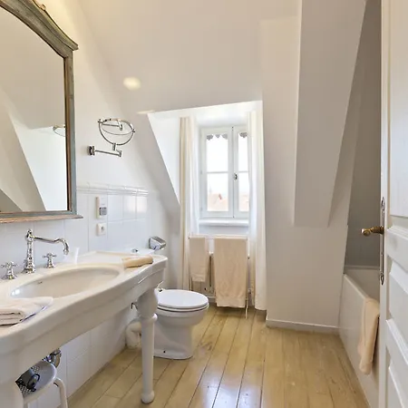 Chateau De Germigney 5* Port-Lesney